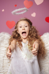 lovely angel girl - 747260354