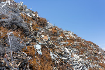 Fototapeta na wymiar 産業廃棄物の山