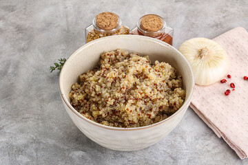 Vegan cuisine - boiled quinoa cereal