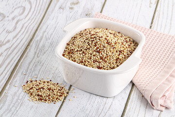 Raw dry quinoa cereal grain