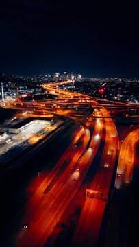Vid&eacute;o autoroute Montr&eacute;al de nuit 