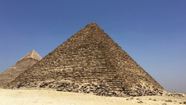 Horse and carriage ride up close to the Giza Pyramids