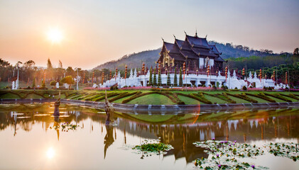 royal Flora Ratchaphruek Park, Chiang Mai, Thailand - obrazy, fototapety, plakaty