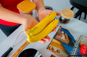 Kitchen magic underway: Assembling the perfect banana bread recipe - 747594783