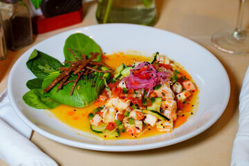 ceviche de camarones