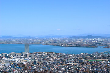 池の内展望地から見下ろす大津市街地の風景