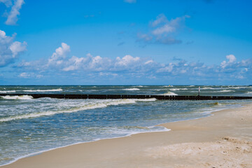 Obraz premium Grass sand dune beach sea view, Leba, Baltic Sea, Poland
