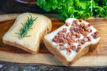 Toast with cheese and bacon
