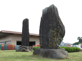 佐倉市の本町街区公園にある佐藤泰然・舜海の碑