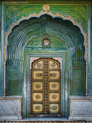 The historic Green gate at the City Palace of Jaipur in Rajasthan, India. - 748014337