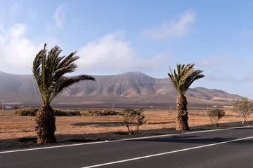 Papier Peint photo autocollant les îles Canaries Spectacular  volcanic landscape, Fuerteventura, Canary Islands