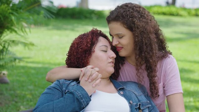 Енемен жыныстық қатынас видео