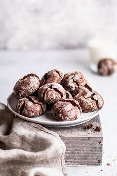 Gluten free Chocolate Crackle Cookies