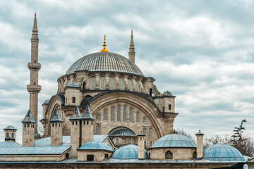 Fototapeta na wymiar View of the Nuruosmaniye Mosque in Istanbul city, Turkey.