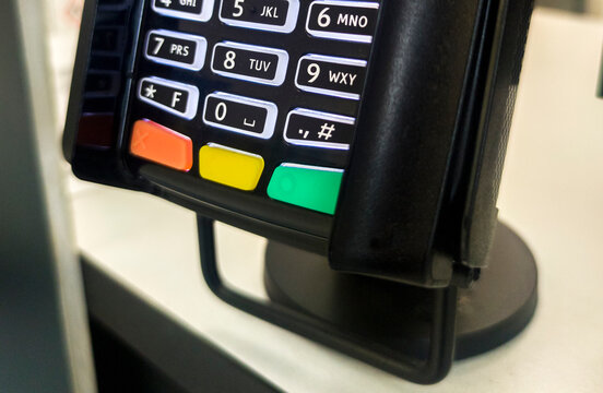 Payment terminal fixed to a counter-top