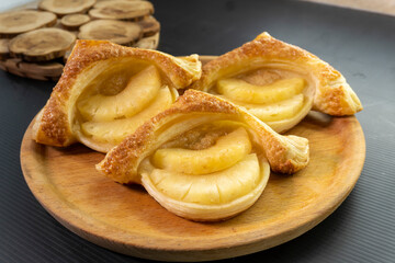 Obraz na płótnie Canvas Puff Pastry Pineapple tarts. Pastry. food concept. diet