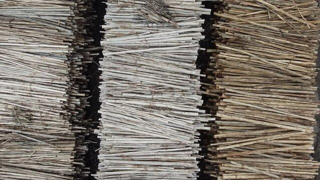 Vis&atilde;o a&eacute;rea de toras de madeiras eucaliptos para a produ&ccedil;&atilde;o de papel e celulose, suzano, s&atilde;o paulo