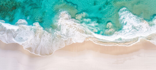 Obraz premium Aerial View, Dramatic Ocean Waves on Dark Aquamarine Shore