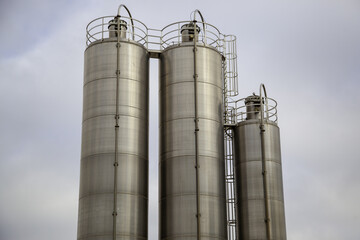 Industrial steel silos - 748563180