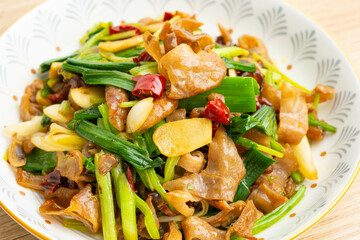 Hunan cuisine fried large intestine