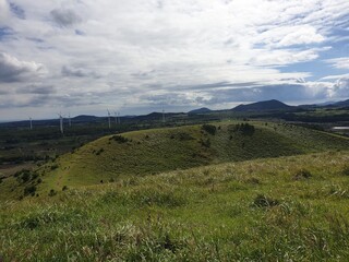 정상에서 내려다 본 모습입니다.