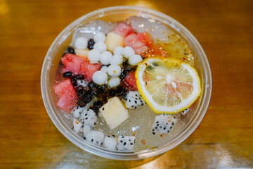 Sichuan specialty cold drink snack ice powder suitable for cooling off in hot summer. This food tastes cold, sweet, tender and smooth, and it has a refreshing effect..