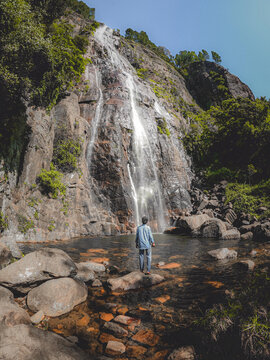 Bambarakanda Falls: Sri Lanka's Majestic Waterfall