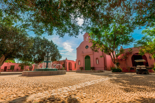 Vi&ntilde;a Tacama, a traditional Peruvian wine and pisco producer, offers tours in the vineyards of the winery in Ica, Peru.