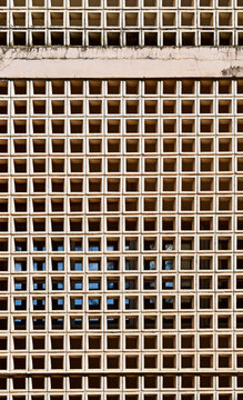 Concrete grid wall surface pattern