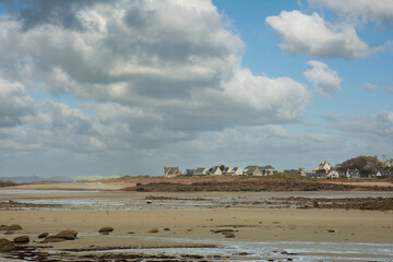 Joli paysage de mer sur la côte bretonne à Landrellec en hiver - Bretagne France