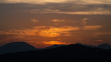 Spectacular photographs of sunsets in Molise, Italy