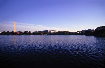 Fototapeta na wymiar Landscape of Washington Monument and Washington DC National Mall during sunset