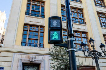 Gender-Inclusive Pedestrian Signal in Valencia, Spain