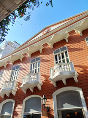Casa construida a inicios del siglo XX, arquitectura local en Cartagena de Indias Colombia.
