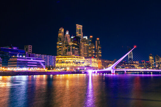 Puerto Madero, Buenos Aires noche