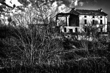 Abandoned rustic house in Alessandria - Piedmont - Italy