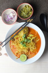 Khao Soi Kai, Thai noodle soup with coconut milk