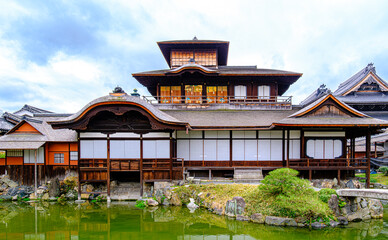京都、西本願寺の飛雲閣