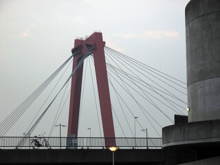 Obraz premium View of Willemsbrug from the old harbour - Rotterdam - The Netherlands