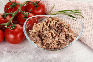 Canned tuna fish for salad