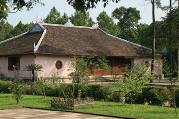 Fototapeta na wymiar pavilion in a temple in hue in vietnam 