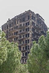 Edificio calcinado en Valencia, Febrero de 2024