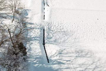 Washable wall murals Destinations 真っ白な雪に覆われた、晴天の雪国の風景