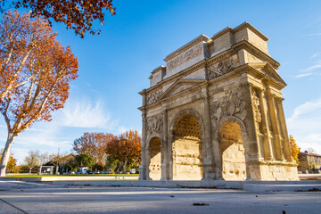 Famous Roman triumphal arch, historical building in Orange city, photography taken in France - obrazy, fototapety, plakaty