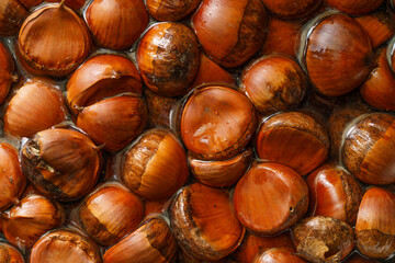 Fresh Dandong chestnuts soaked in water