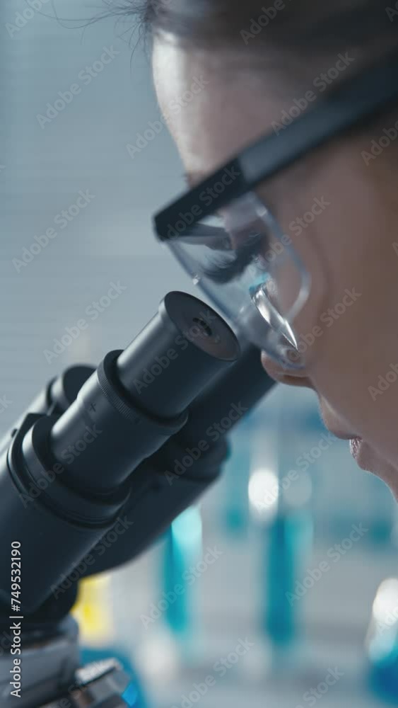 Aufkleber in the laboratory, a molecular biologist studies the structure and function of biomolecules to under