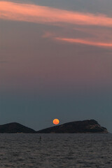 Nascer da Super Lua - Maca&eacute; - RJ