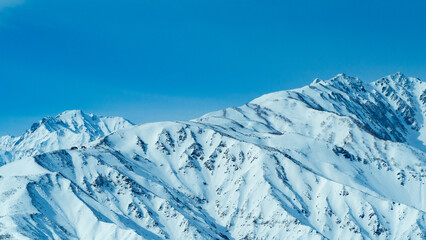 冬の白馬村　冠雪した北アルプス © RATM