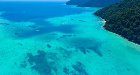 Abwaschbare Fototapete Türkis The aerial view with tropical seashore island in turquoise sea Amazing nature landscape