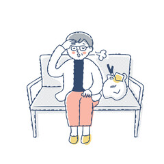 買い物帰りにベンチで休んでいるシニア女性